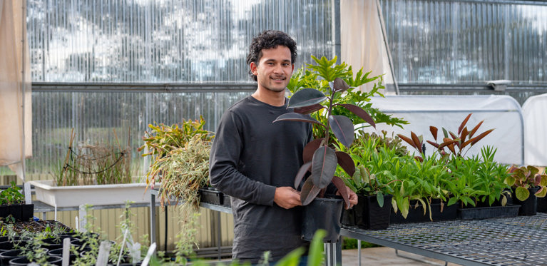 Riley Ika studied Certificate III in Parks and Gardens at South West TAFE.