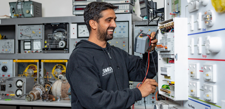 Manoj Kumar completed an electrotechnology apprenticeship at South West TAFE.